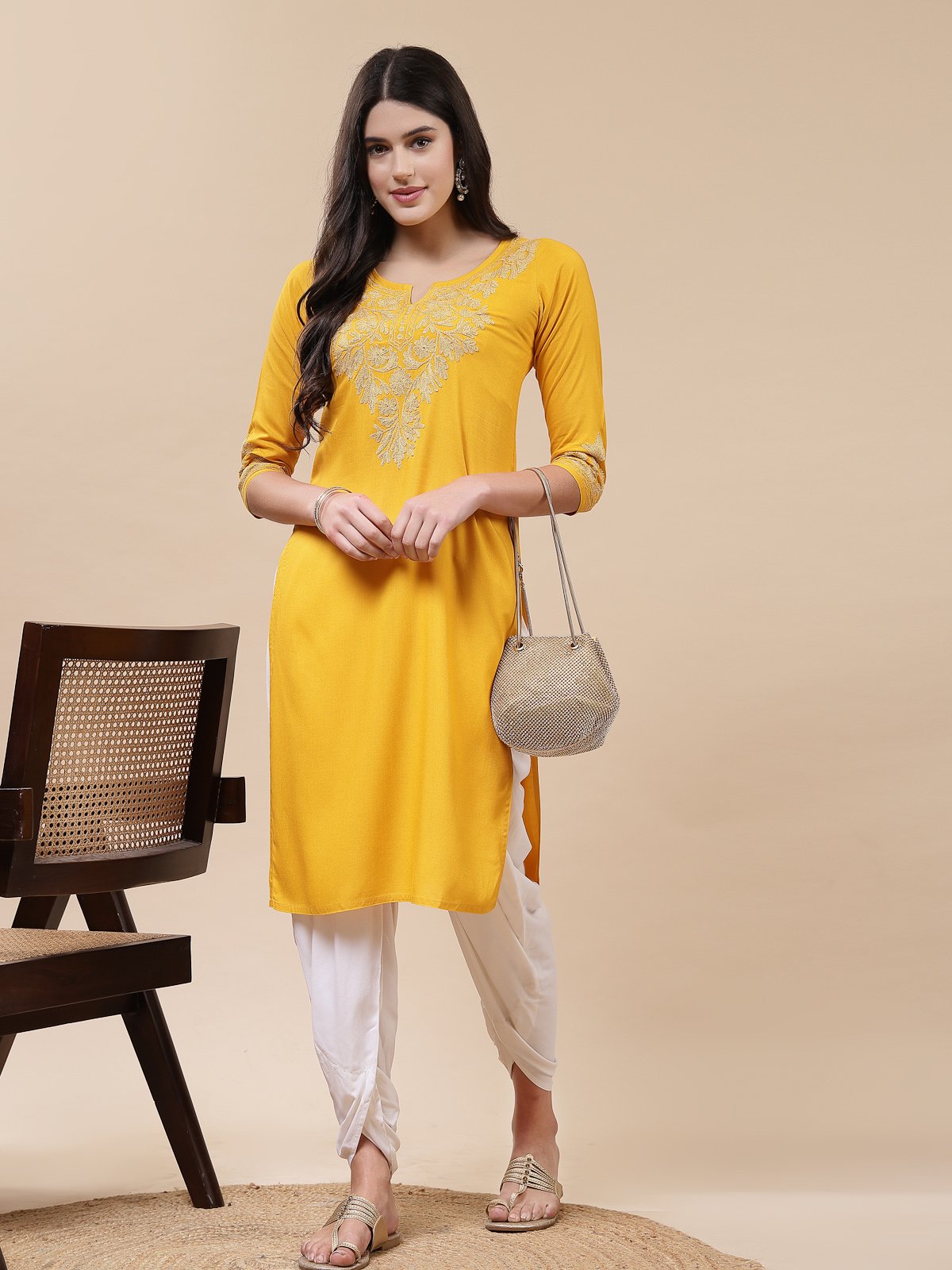 4-8.jpg Mehak Kashmiri Dori Work Kurta - Image 1