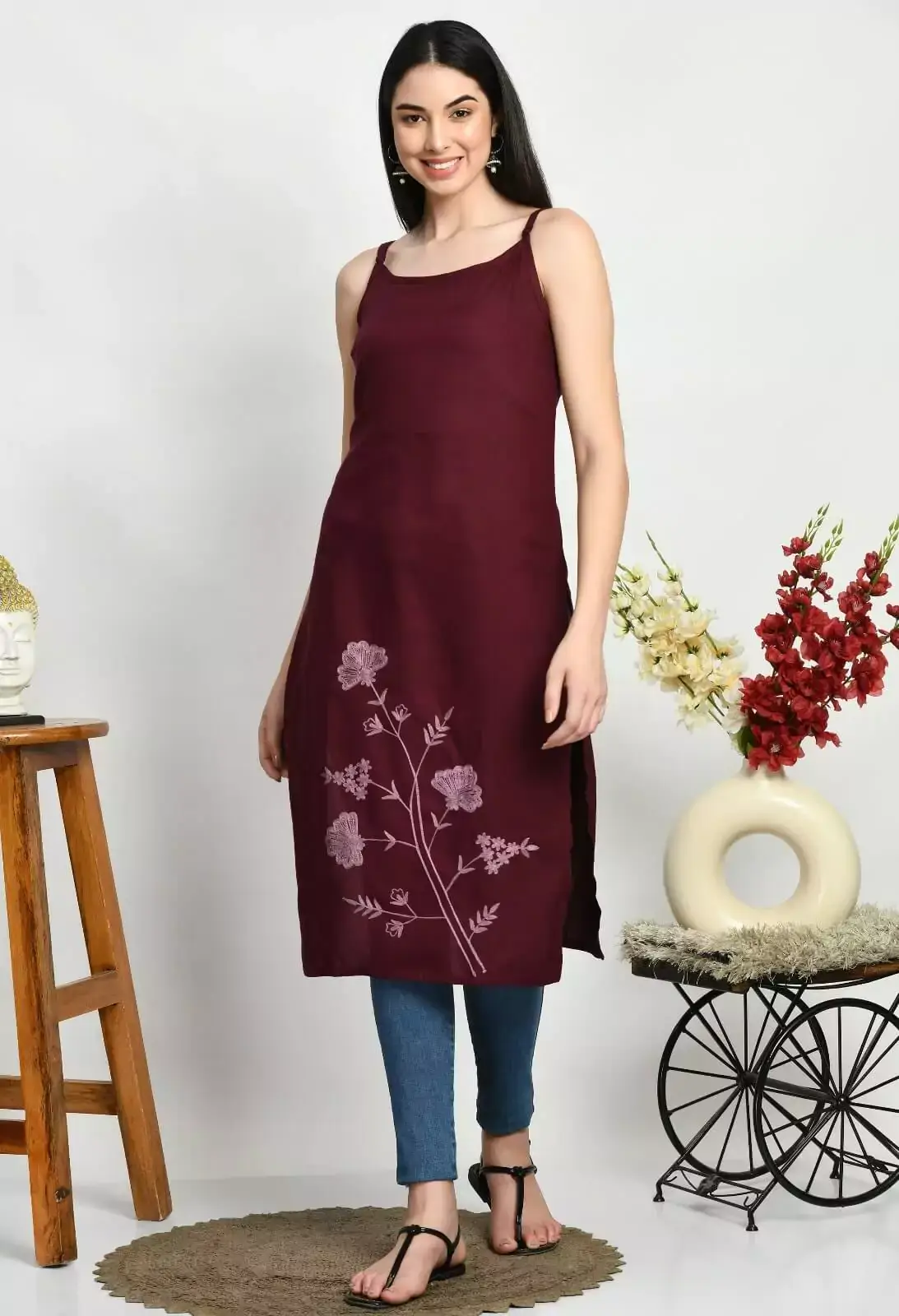 wine-reel-sleevless-long1.webp Ceren Pashmina Work Sleeveless Kurti - Image 1